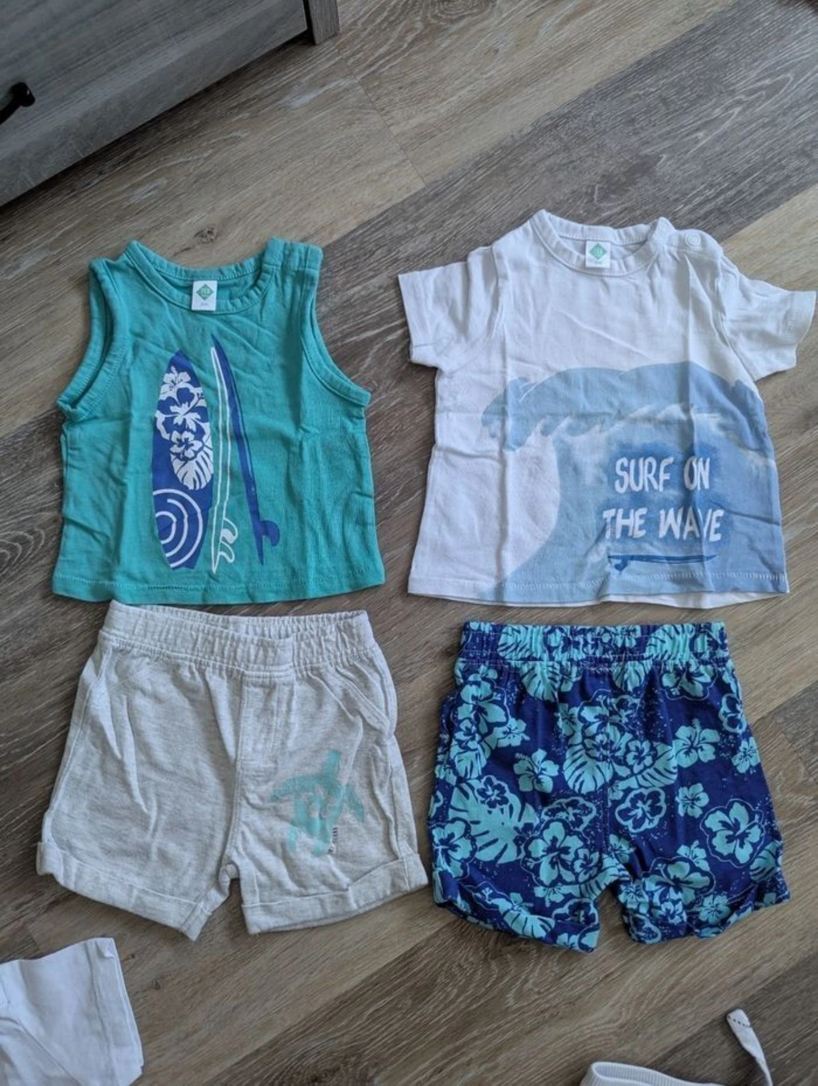 3-month summer lot for boys – photo 2